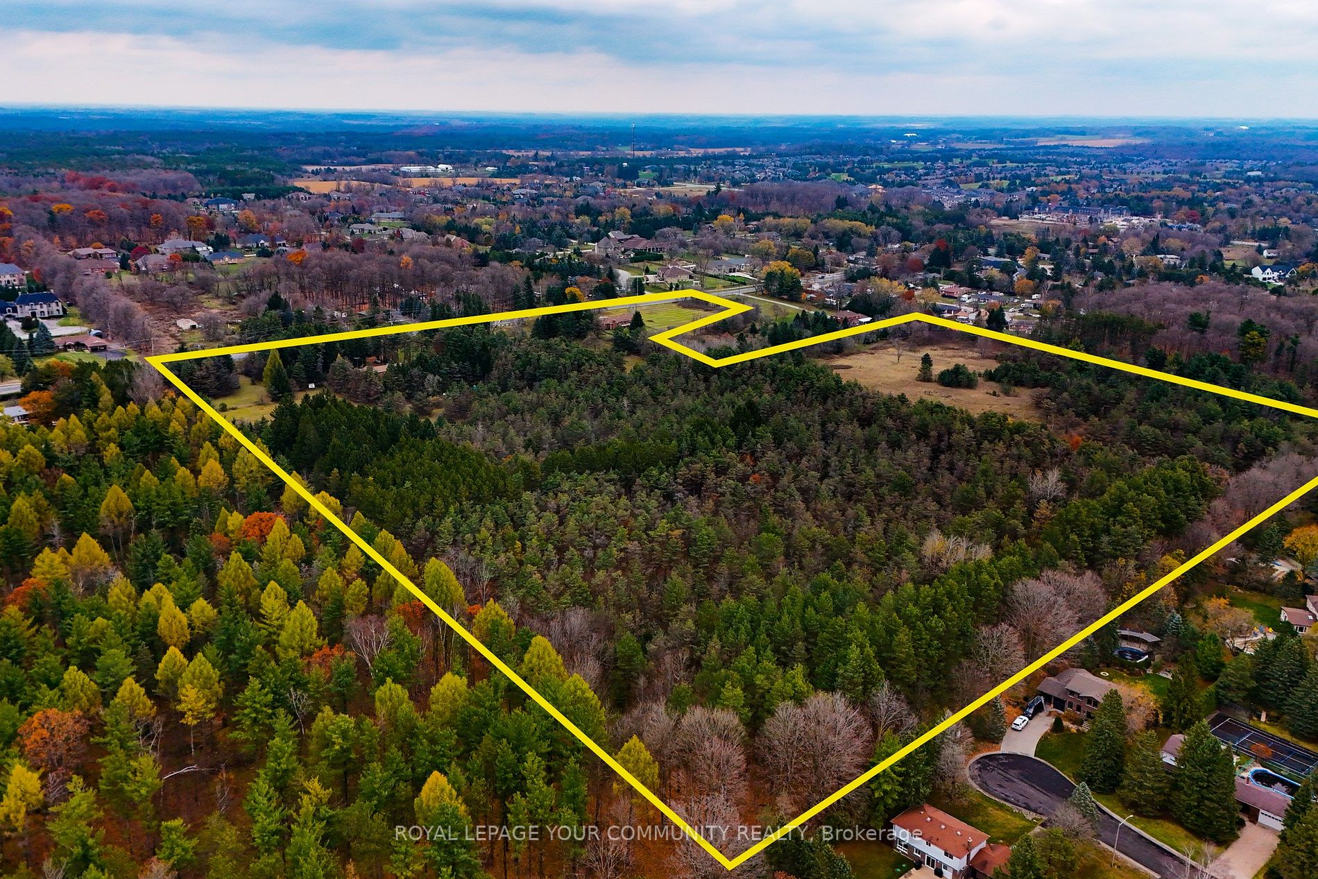 4897 Aurora Rd