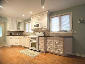 9 Tuscay Crt