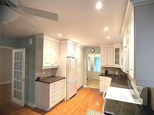 9 Tuscay Crt