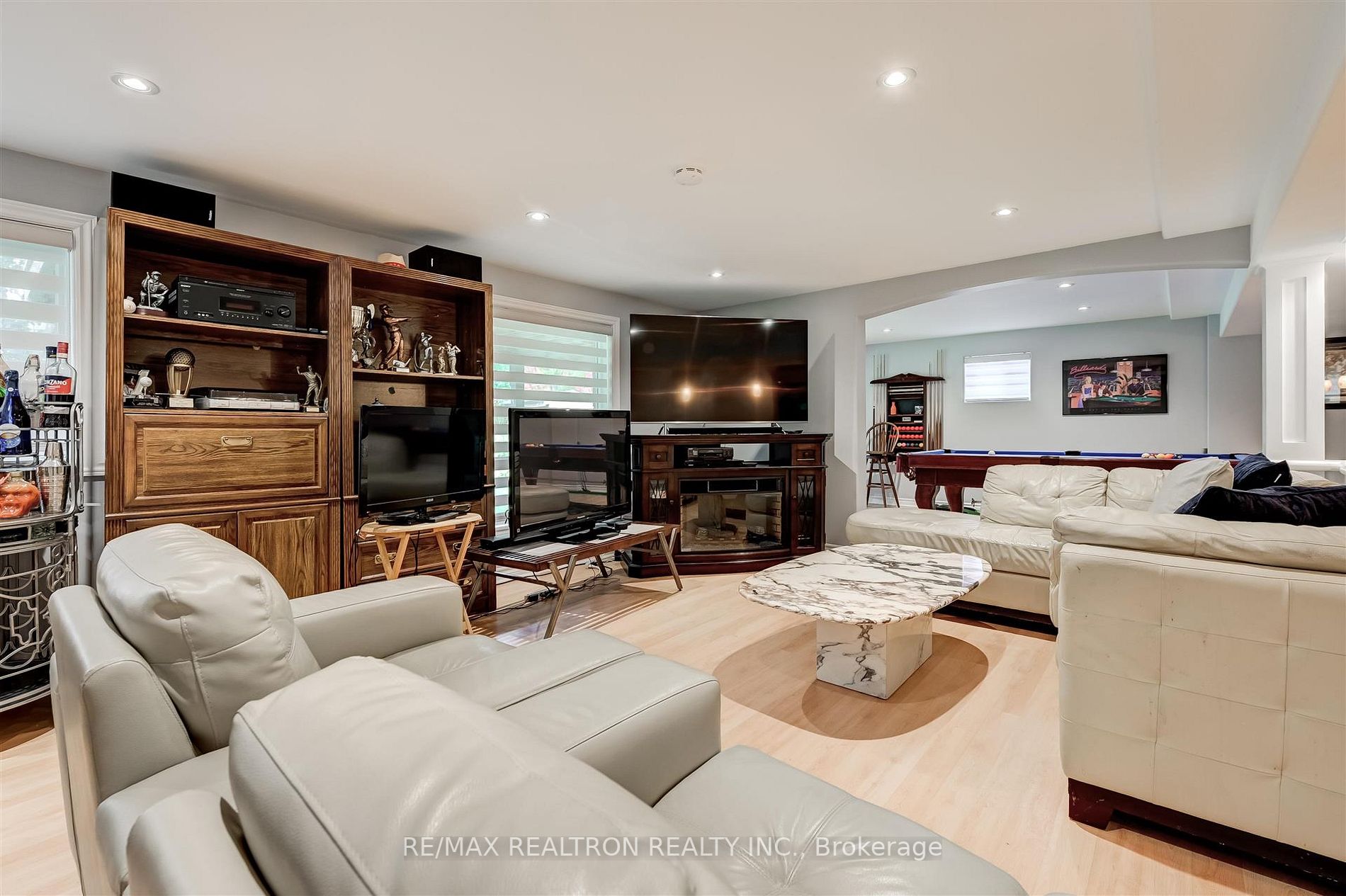 1059 Broughton Lane