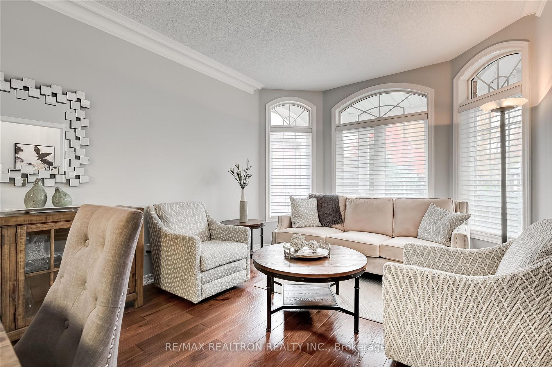 1059 Broughton Lane