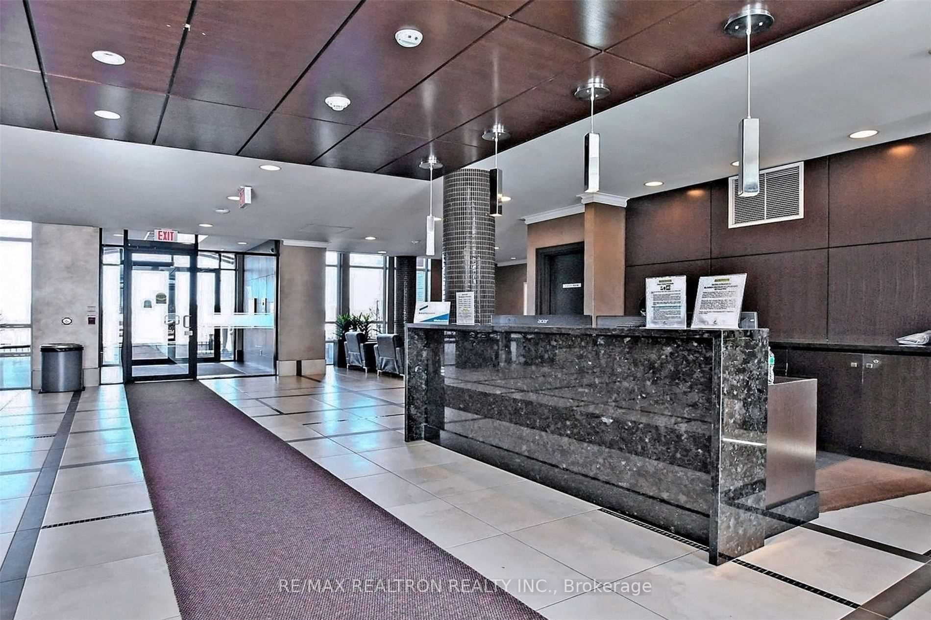 151 Upper Duke Cres, #503