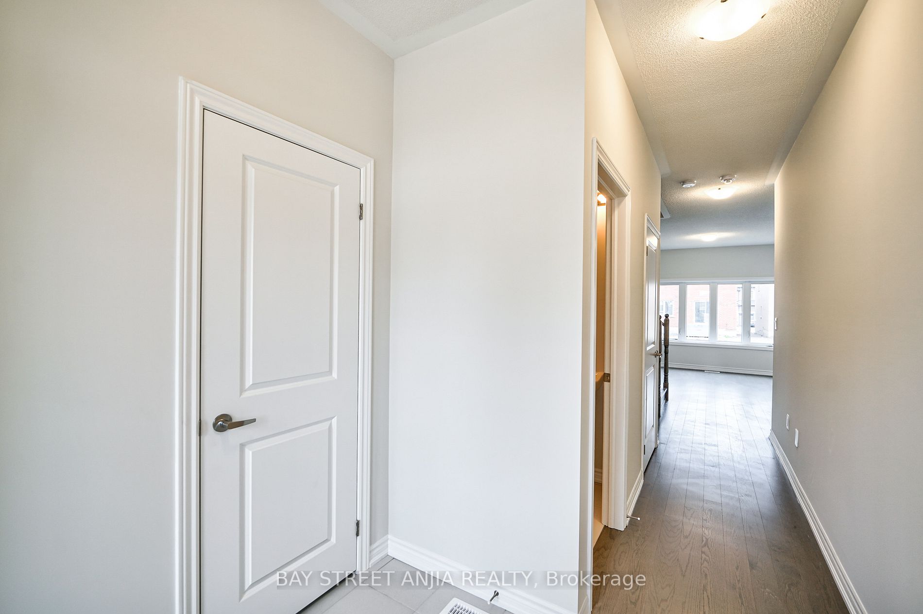 1517 Prentice Rd