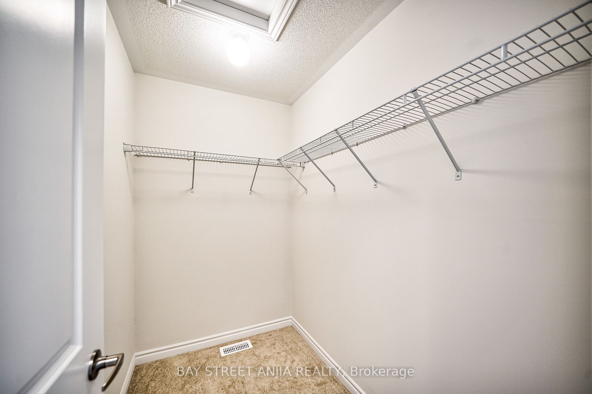 1517 Prentice Rd
