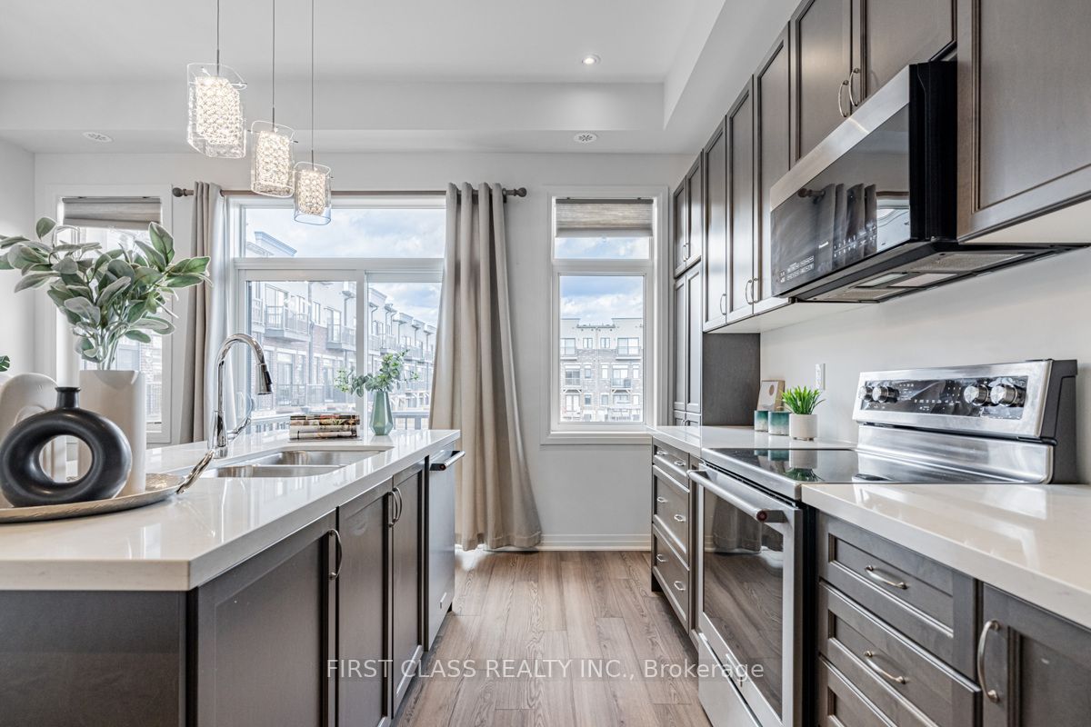 217 Arianna Cres
