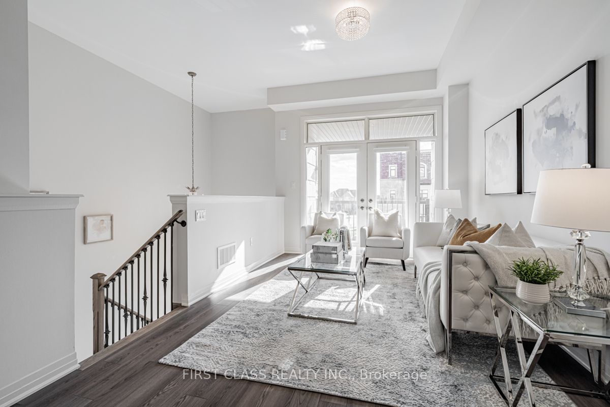 217 Arianna Cres