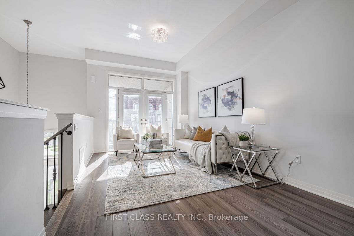 217 Arianna Cres