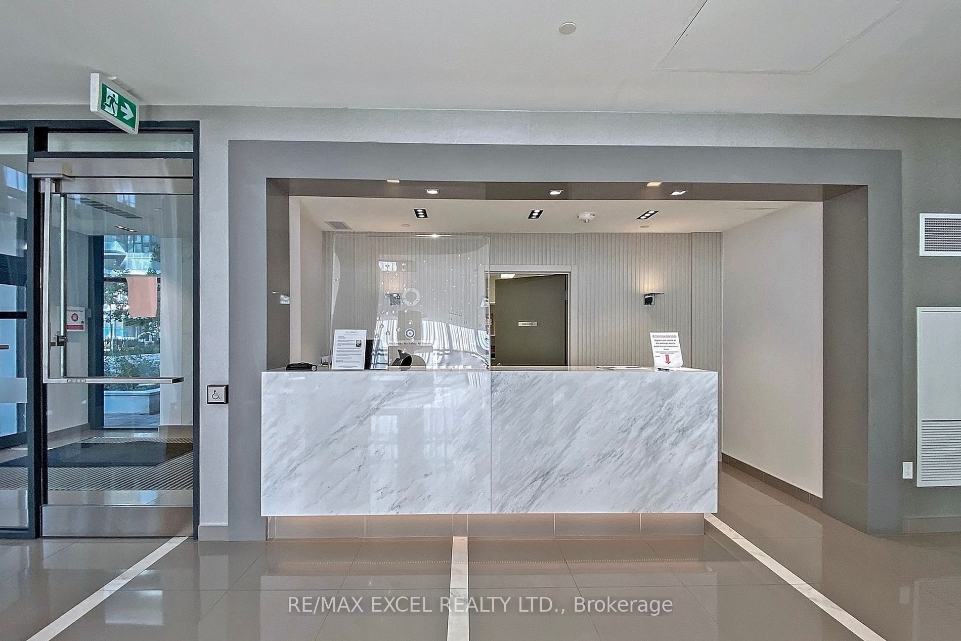 75 Oneida Cres, #410