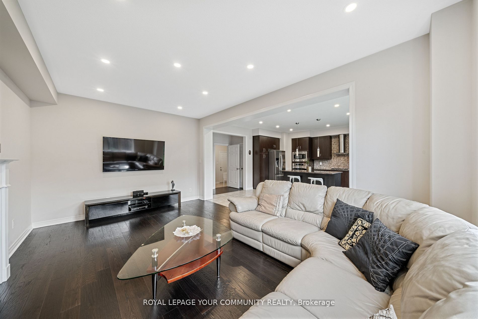 24 Churchview Avenue