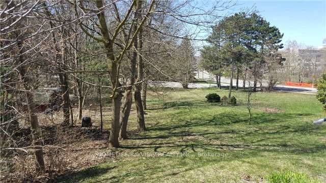 66 Roxborough Rd