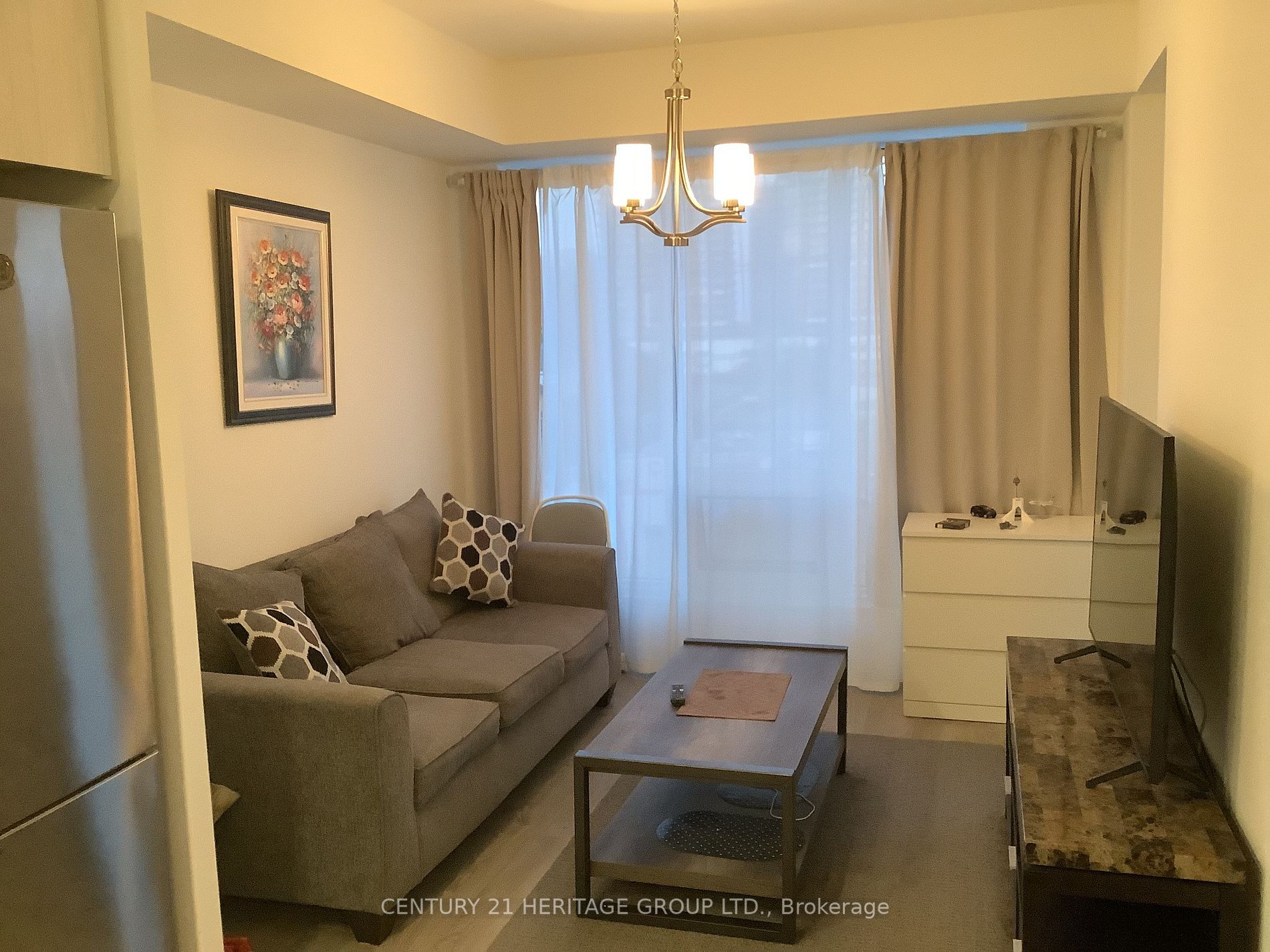 8868 Yonge St E, #610E