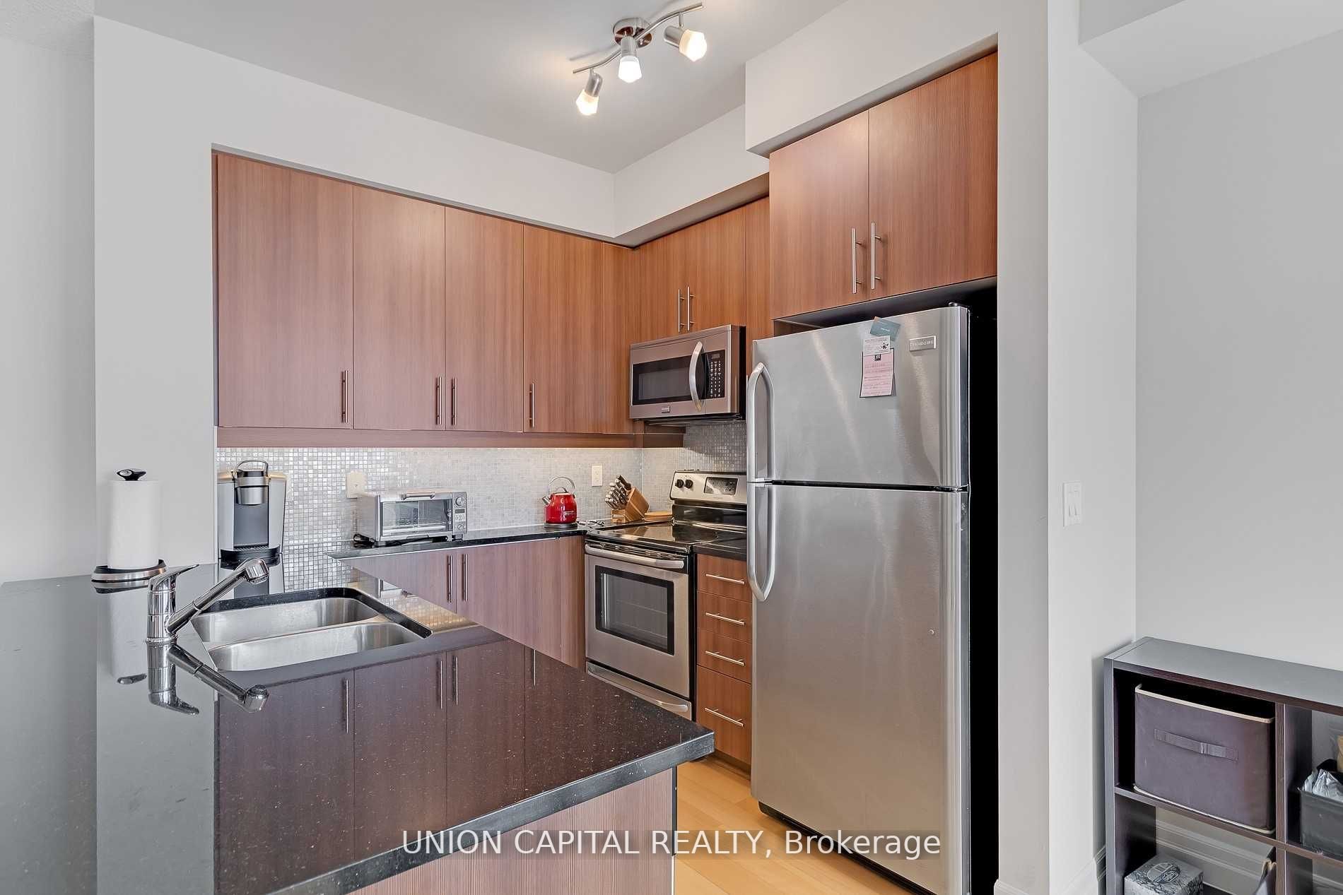 8130 Birchmount Rd, #515