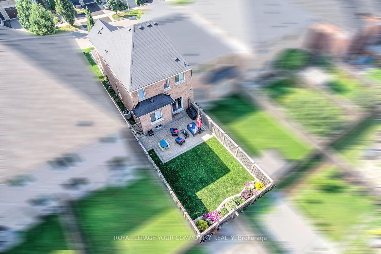 94 Lauderdale Dr