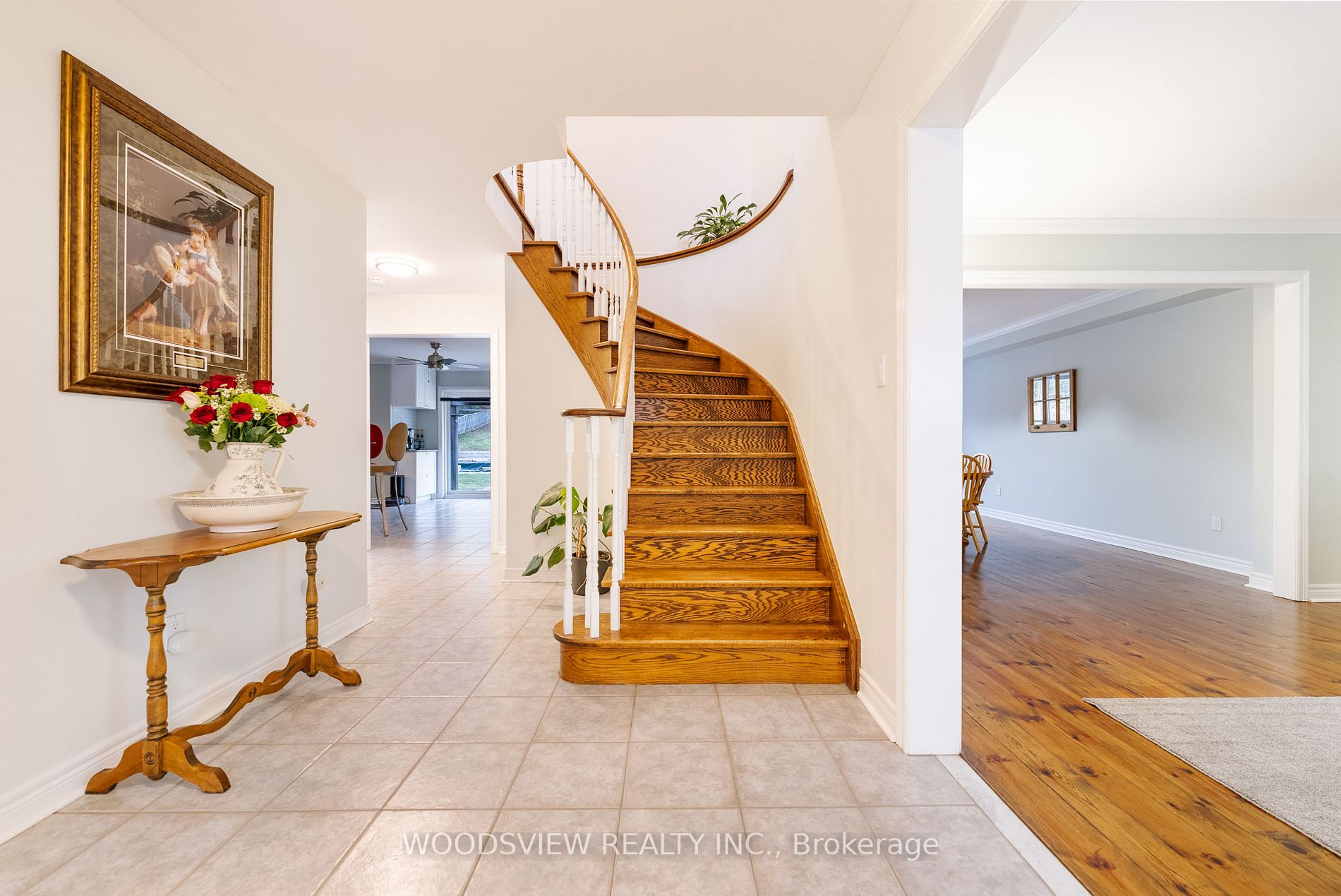 53 Bolton Dr