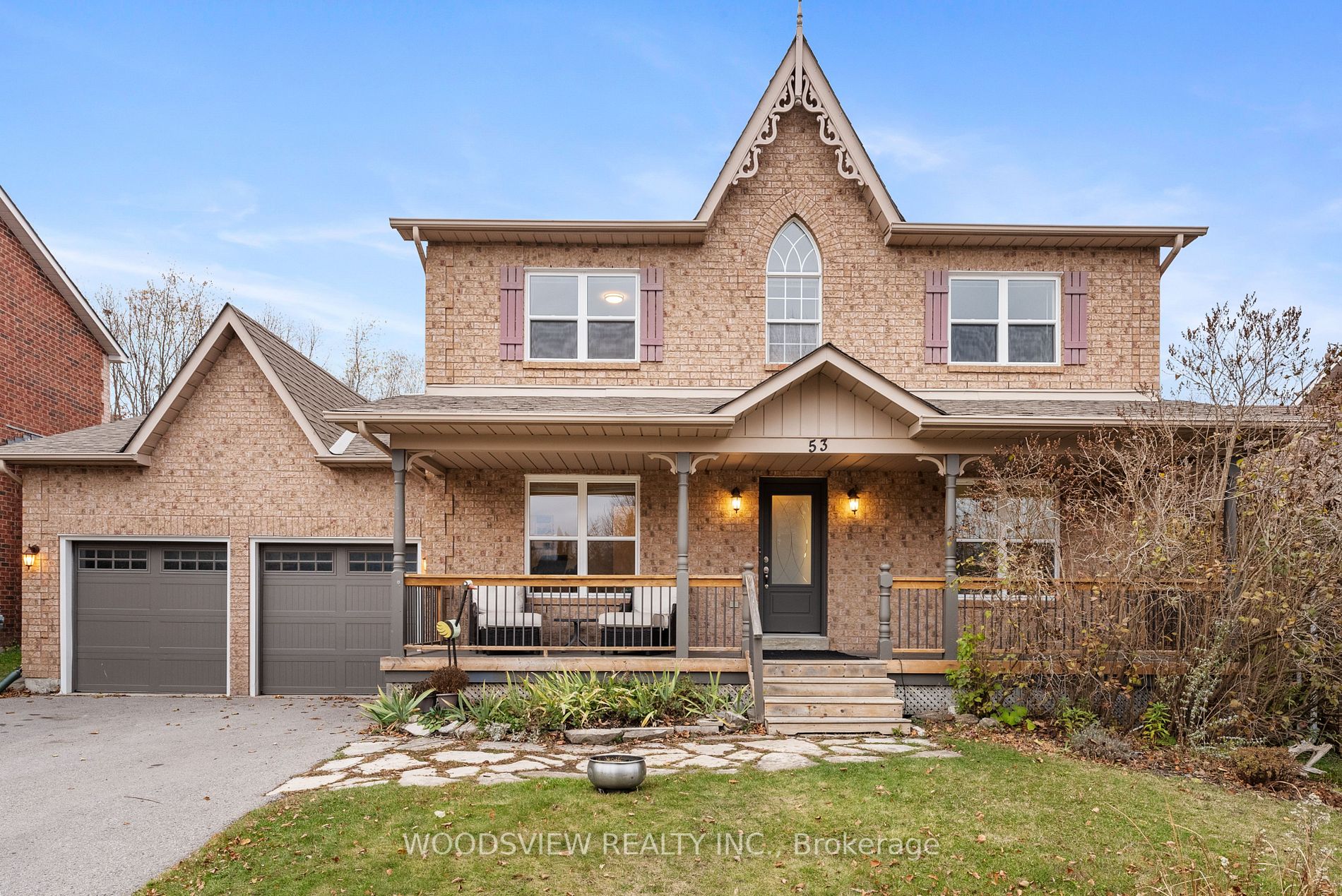 53 Bolton Dr