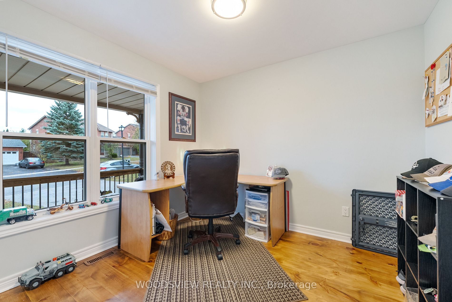 53 Bolton Dr