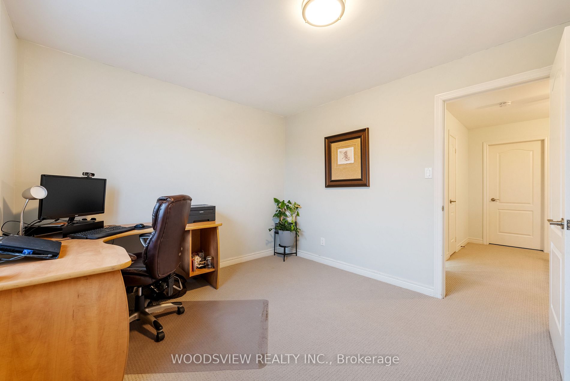 53 Bolton Dr