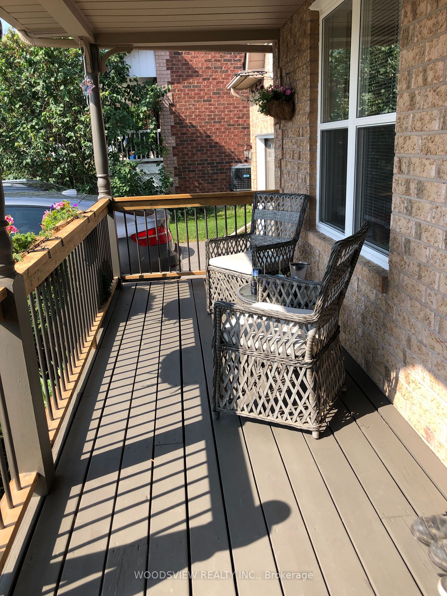 53 Bolton Dr