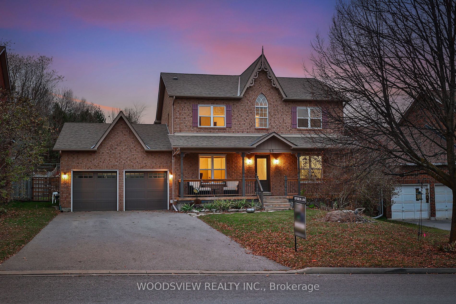 53 Bolton Dr