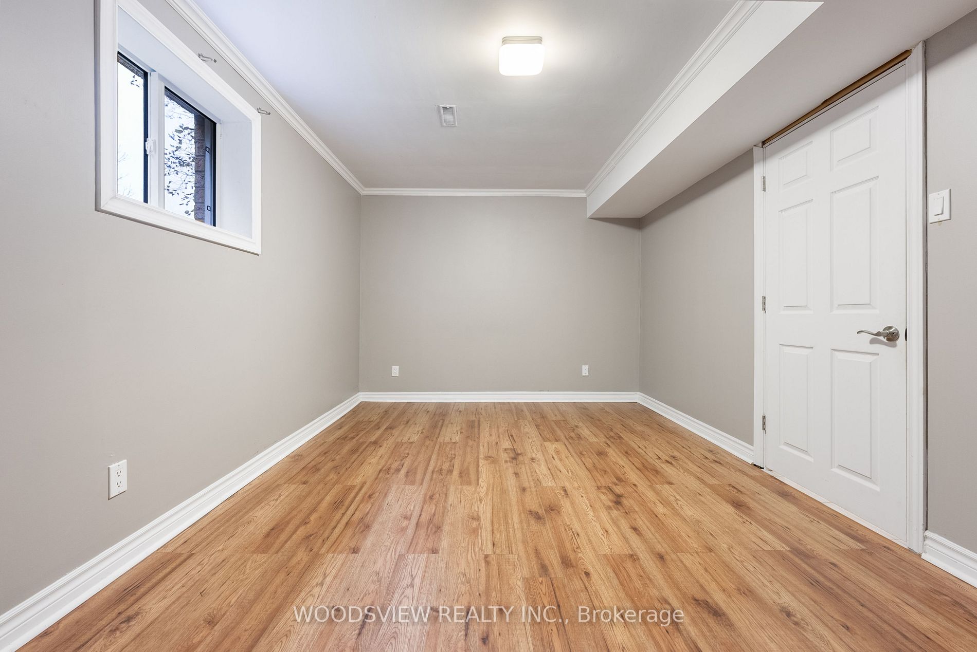 53 Bolton Dr