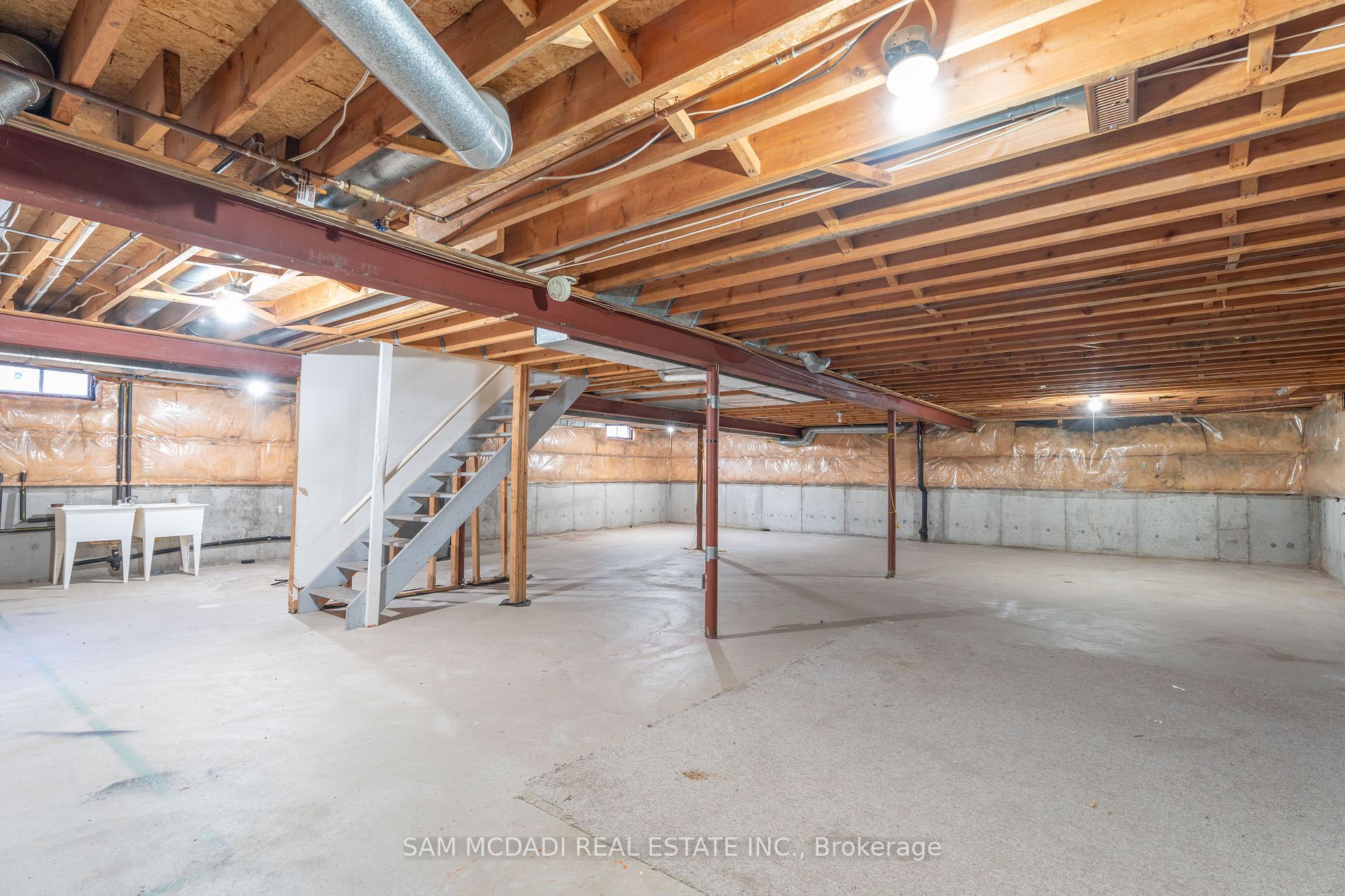 205 Carrington Dr