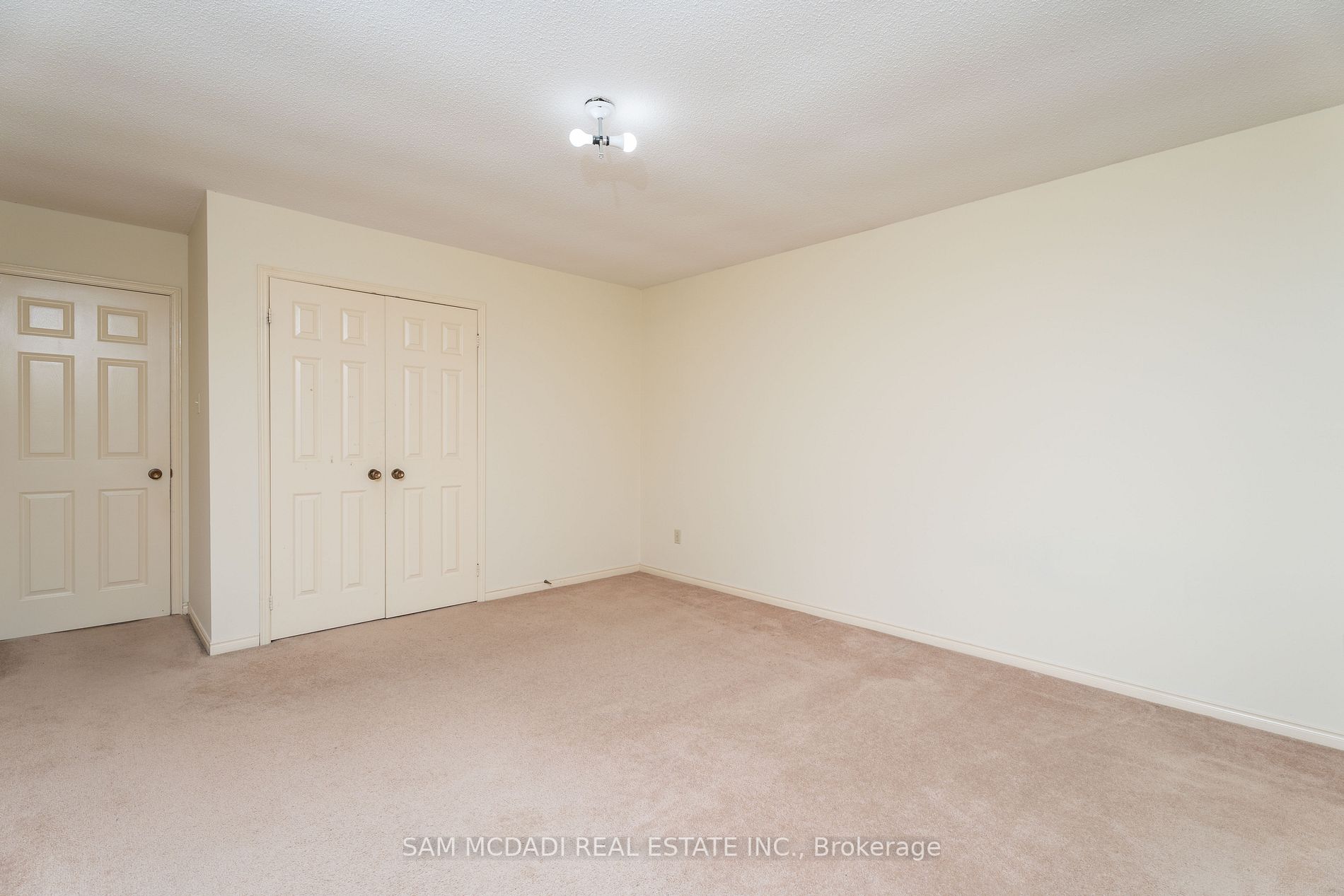 205 Carrington Dr