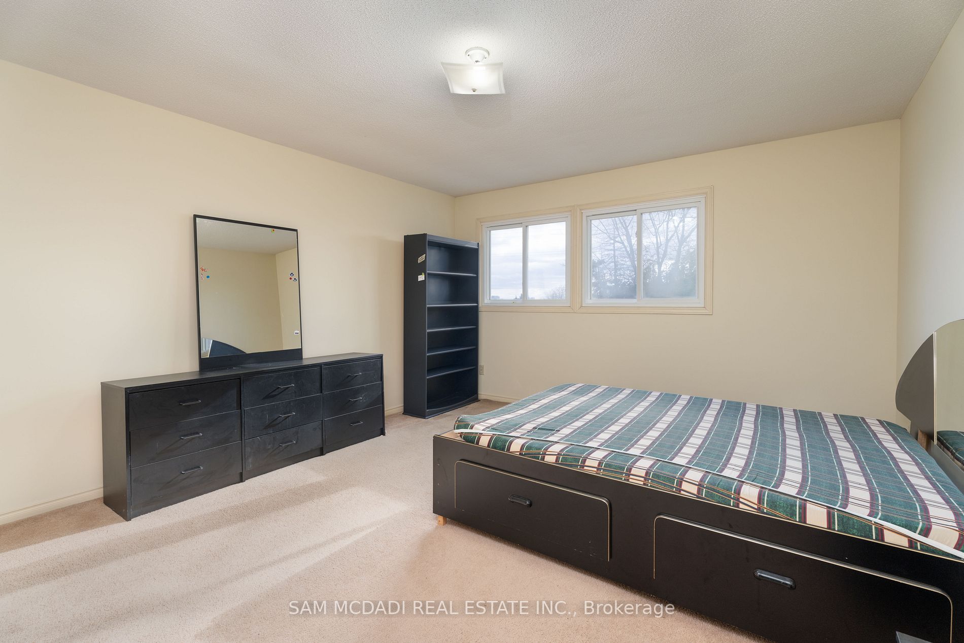 205 Carrington Dr