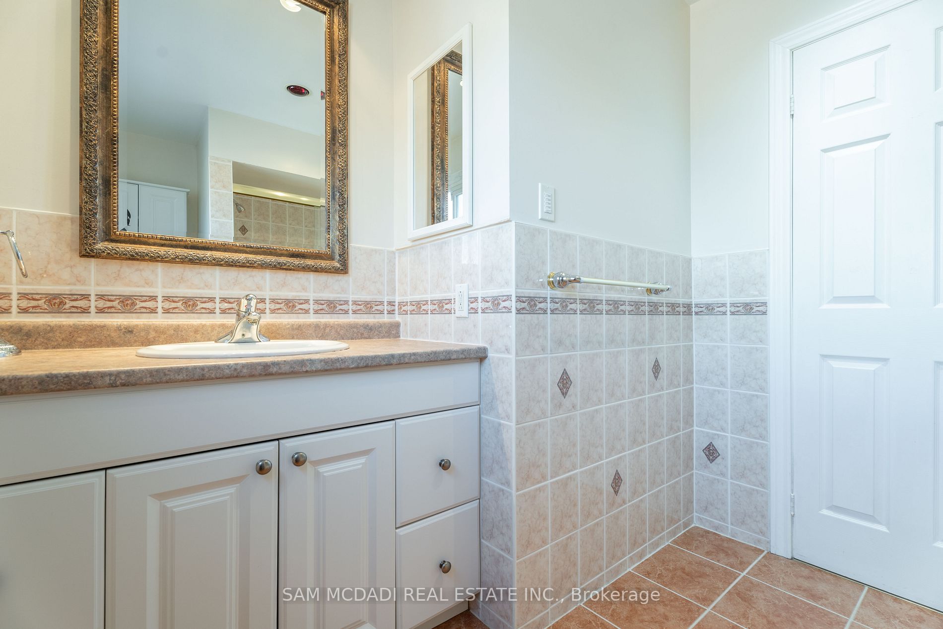 205 Carrington Dr