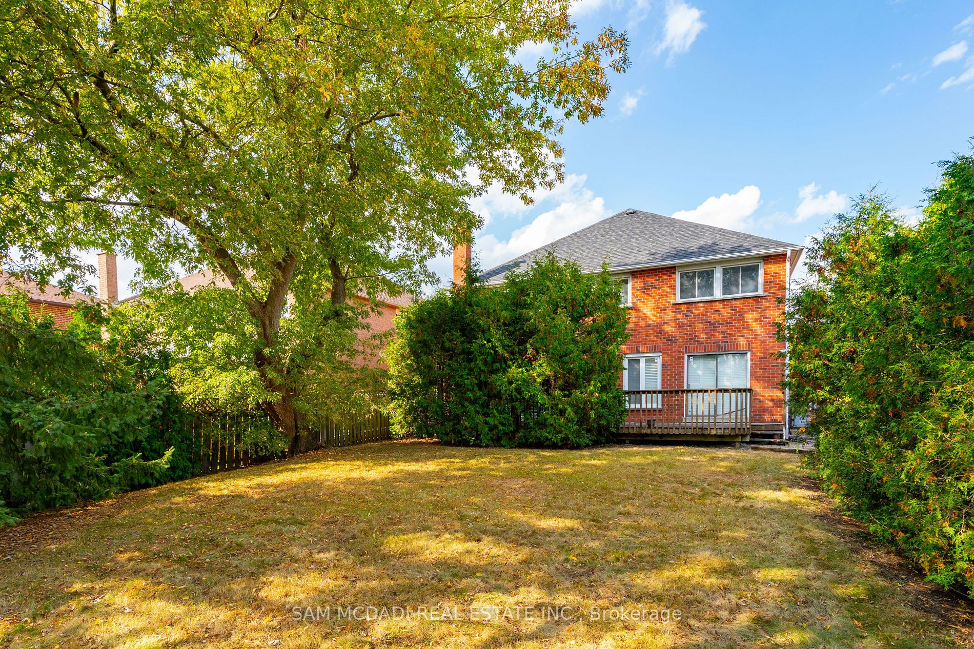 205 Carrington Dr