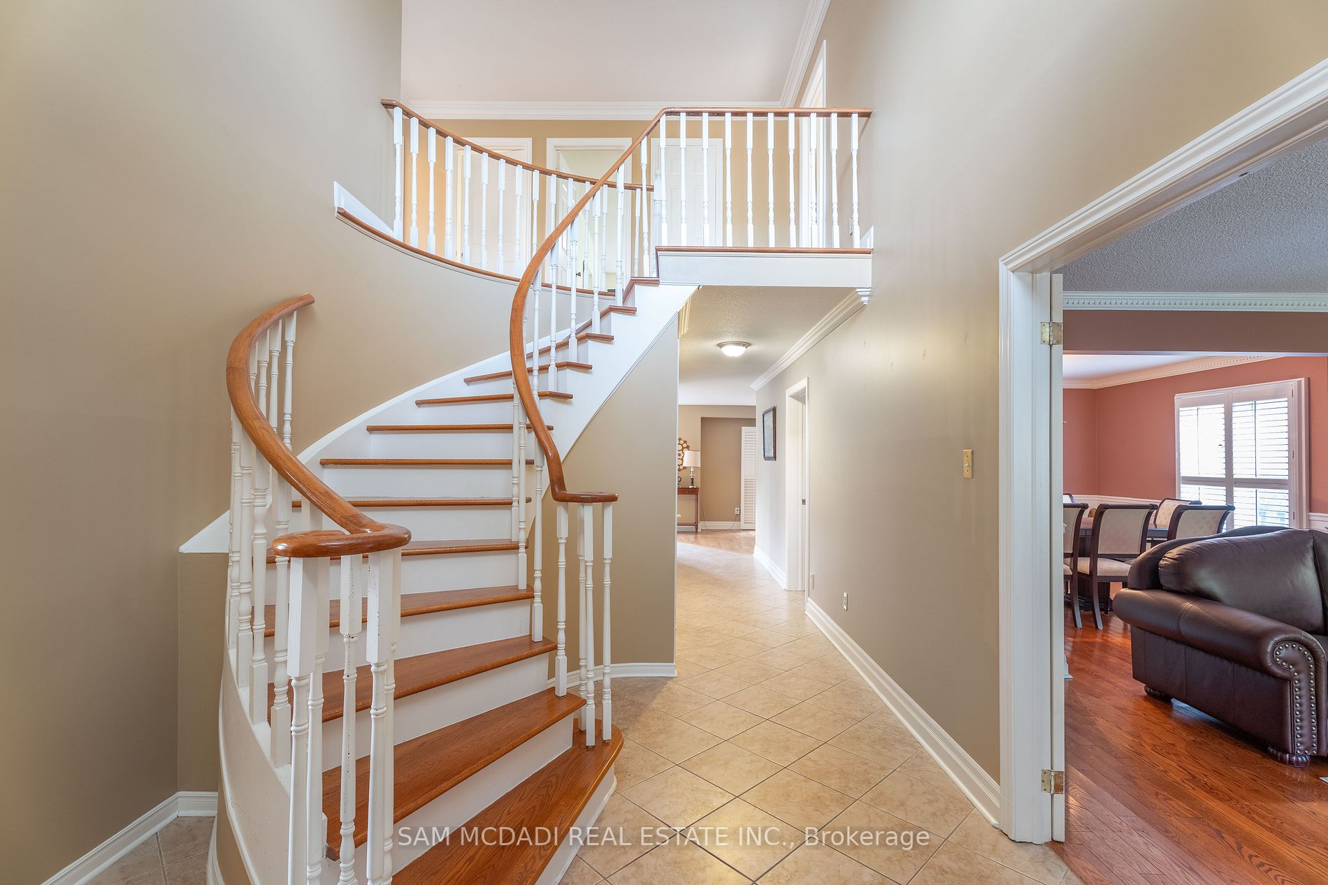 205 Carrington Dr