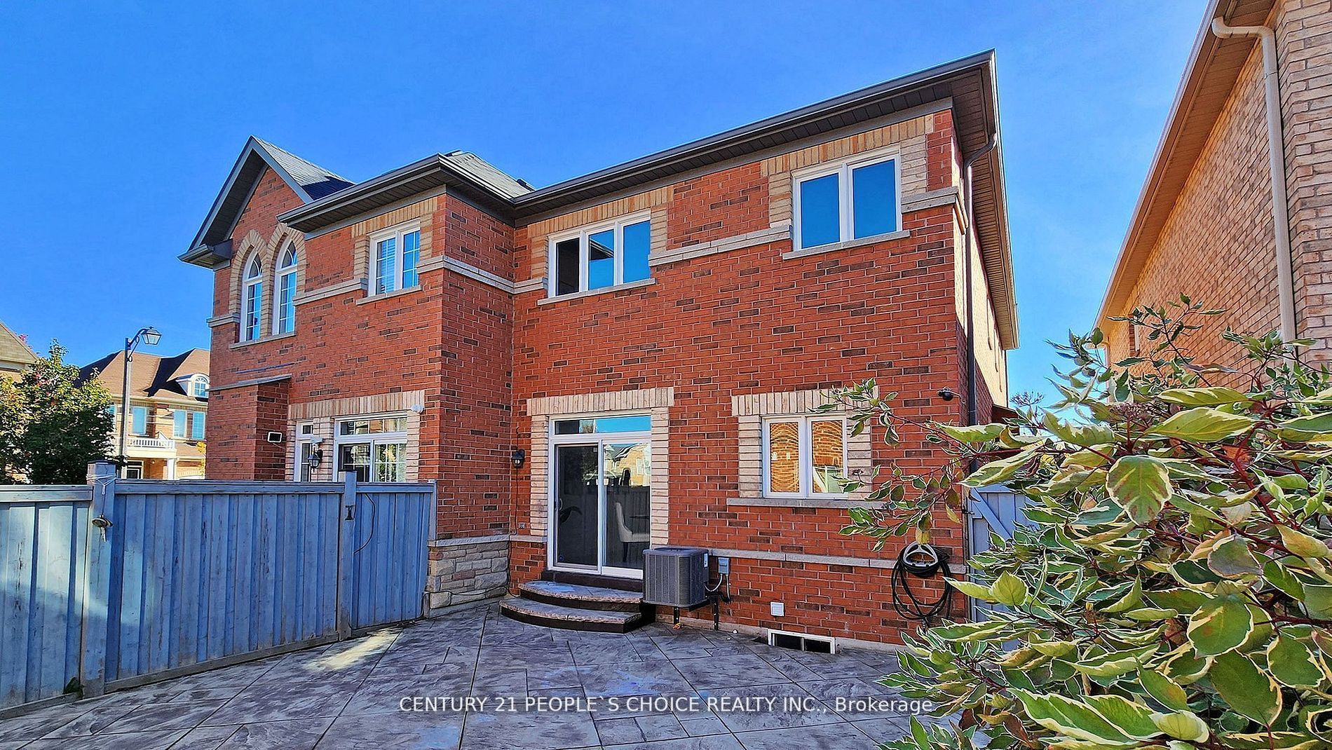44 Turnhouse Cres