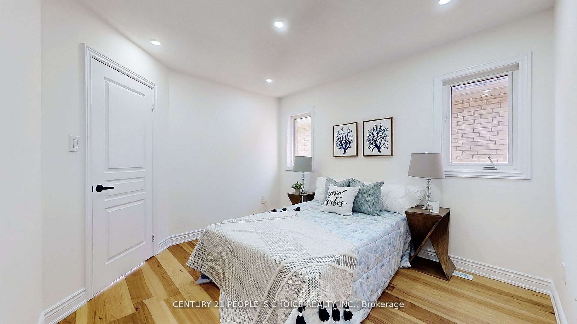 44 Turnhouse Cres