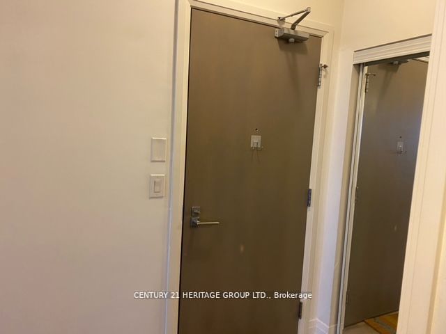 7165 Yonge St S, #1508