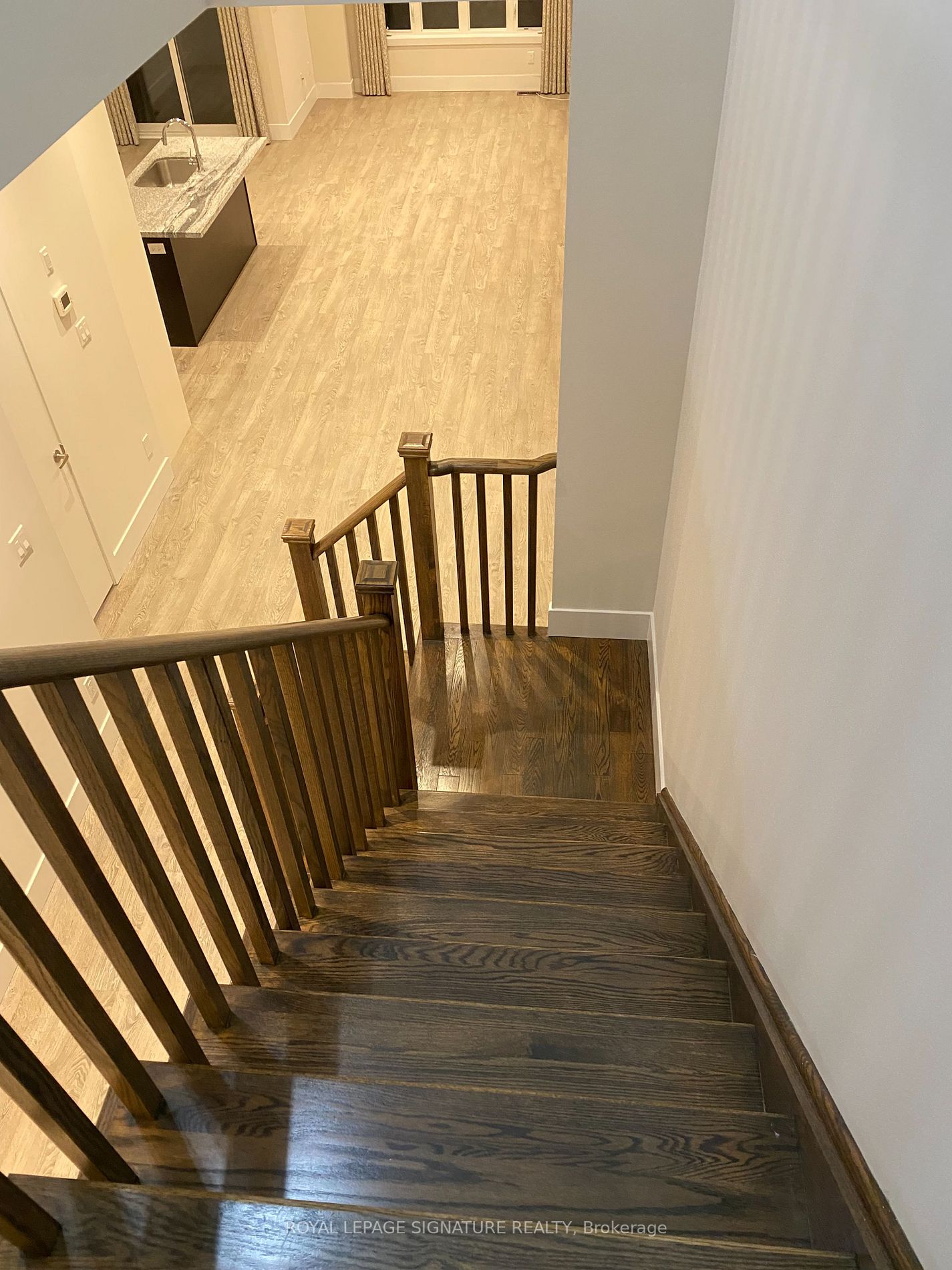 215 Elyse Crt