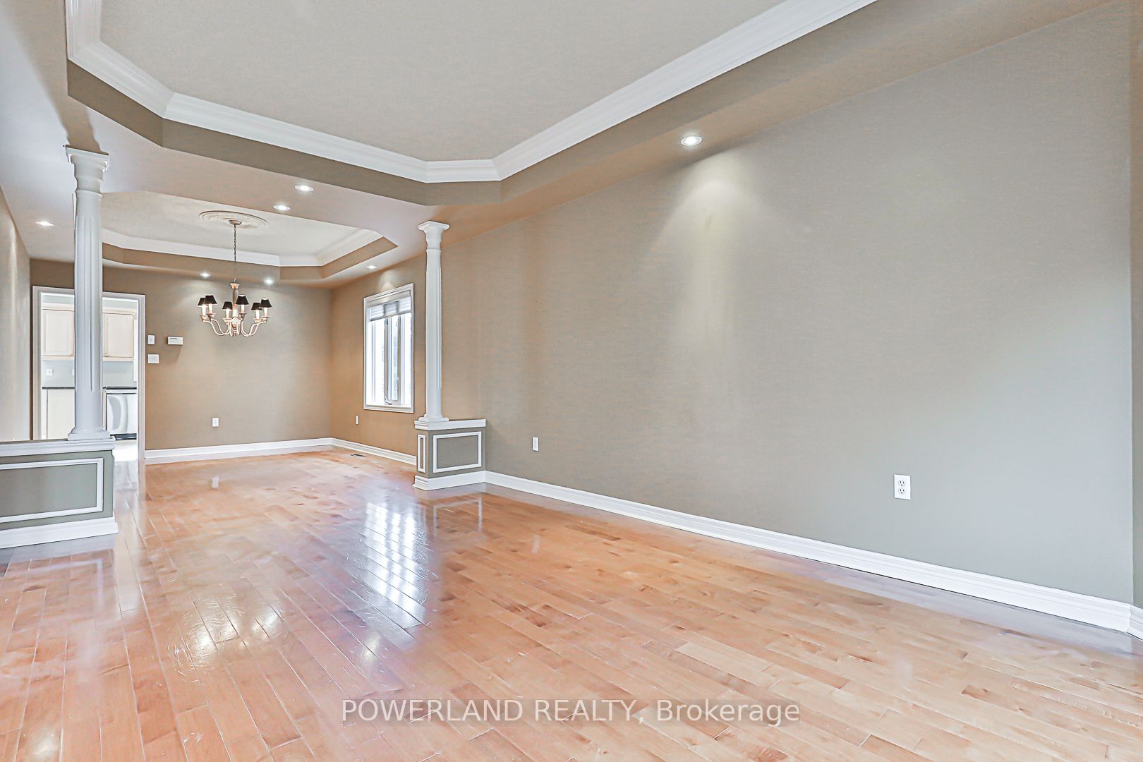 842 Alfred Crt