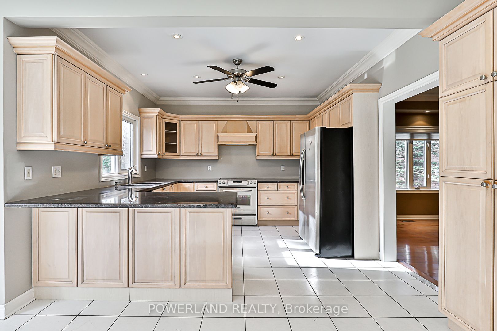 842 Alfred Crt