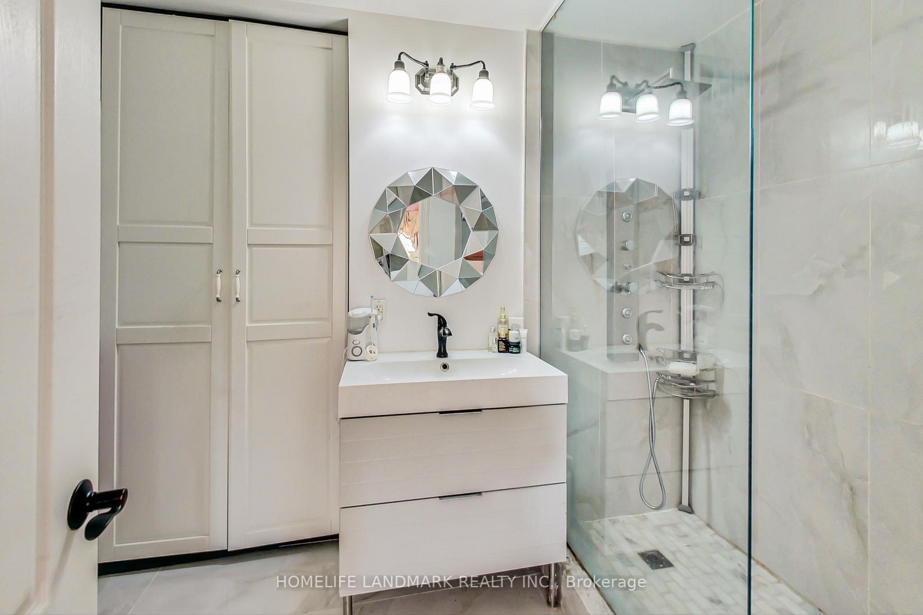 141 Valeria Blvd