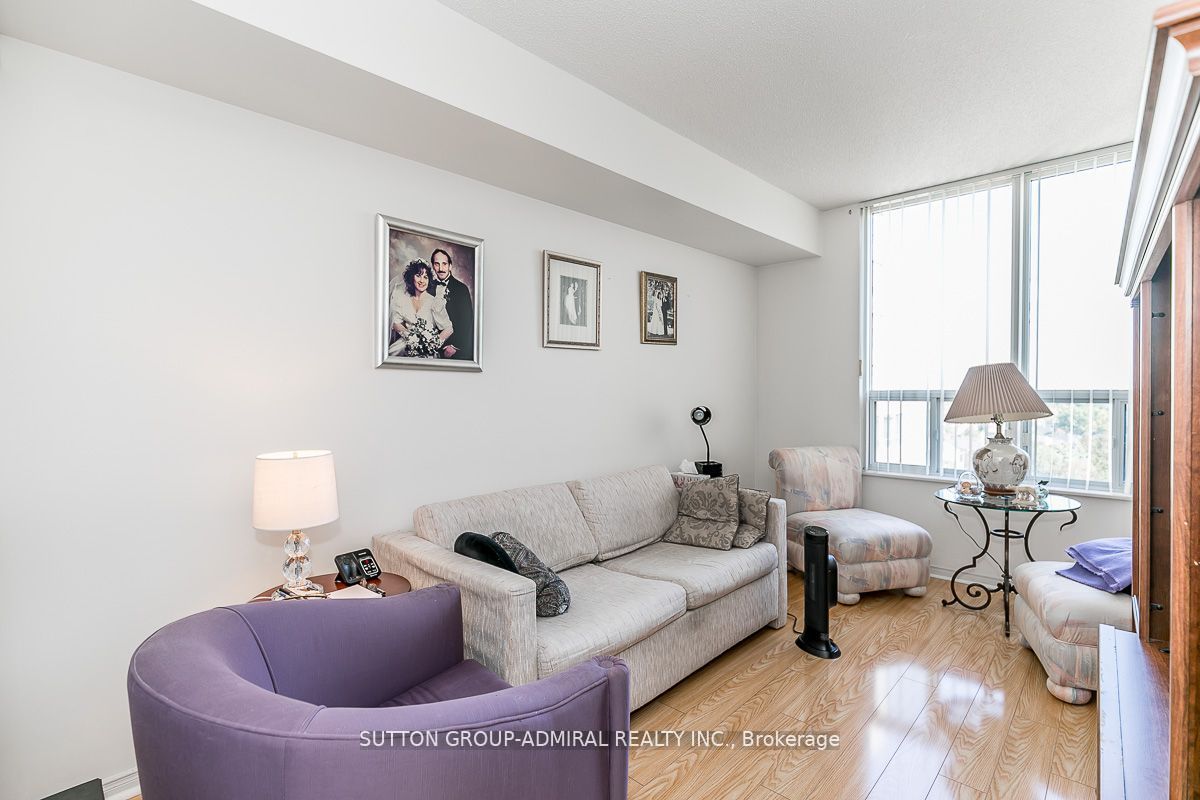 11 Townsgate Drive #1002
