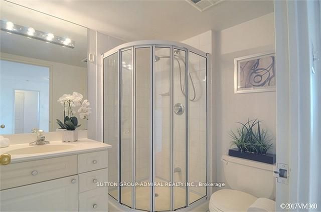 11 Townsgate Dr, #1002