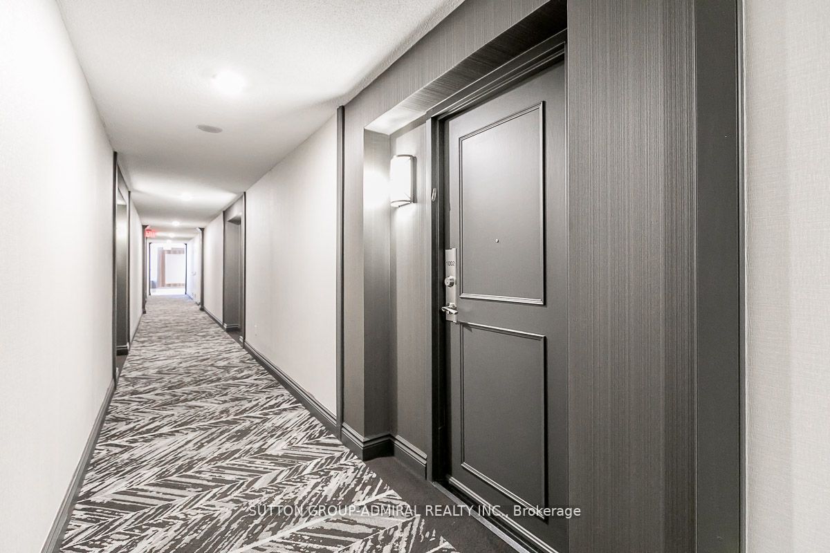 11 Townsgate Drive #1002