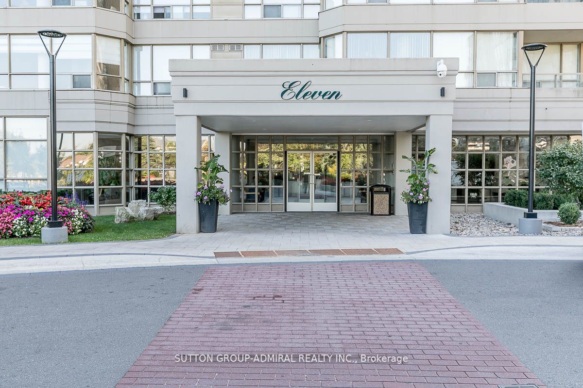11 Townsgate Dr, #1002