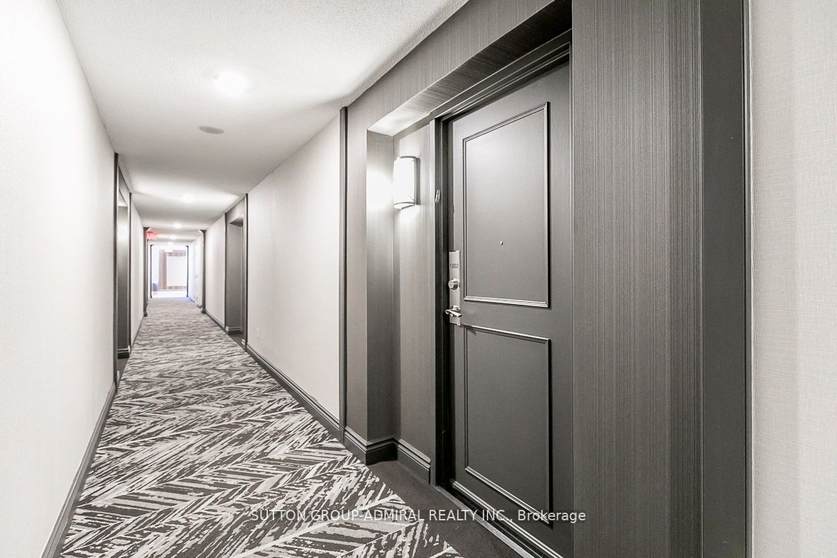 11 Townsgate Dr, #1002