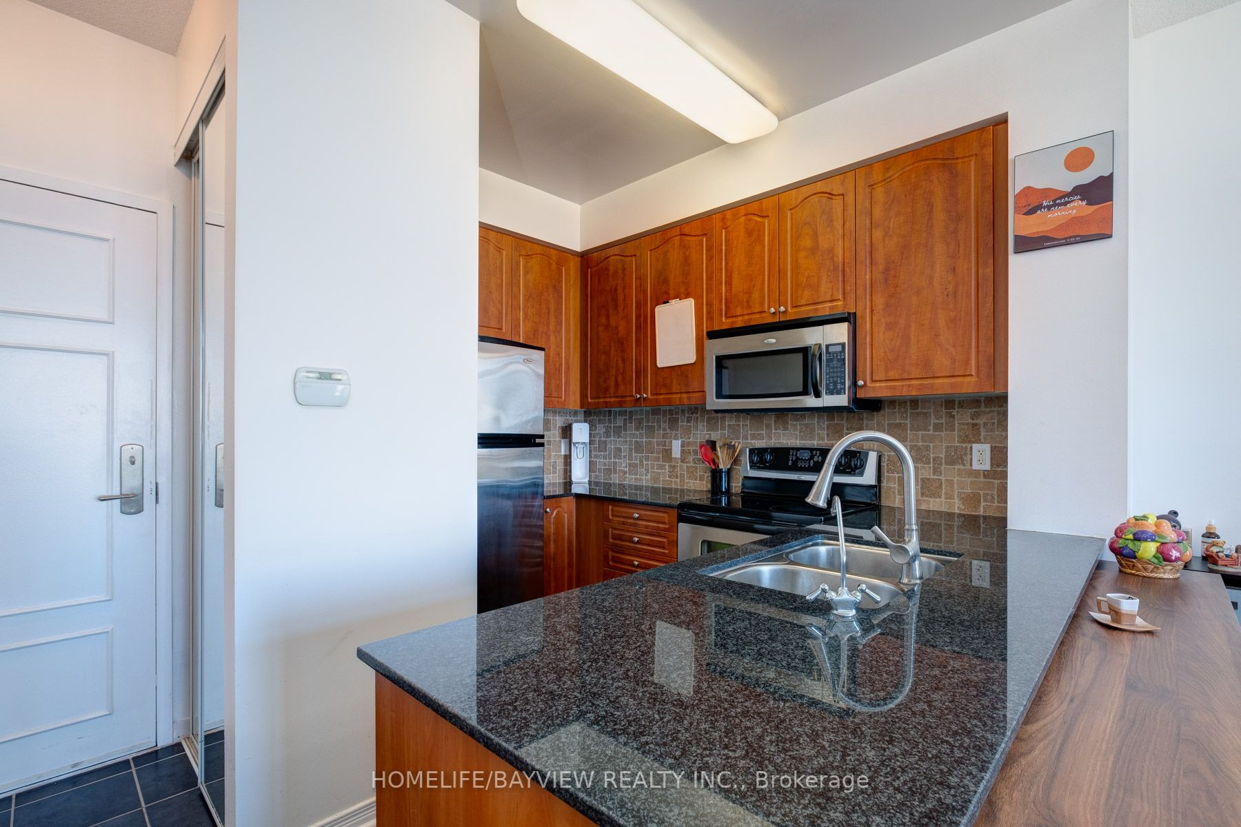 350 Red Maple Rd, #Ph 01