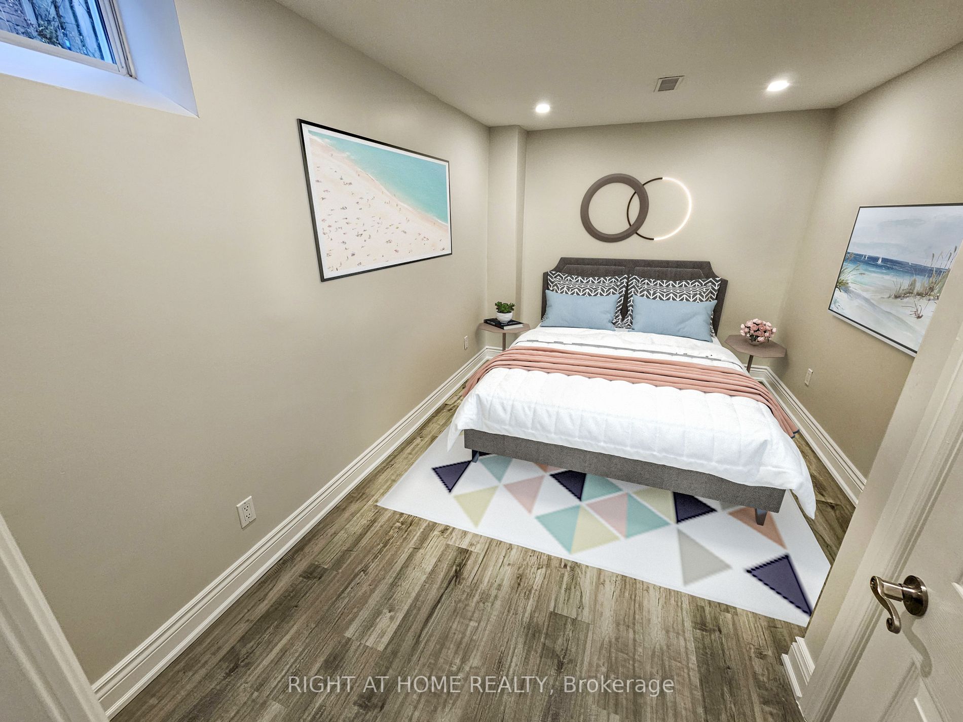 229 Billings Cres