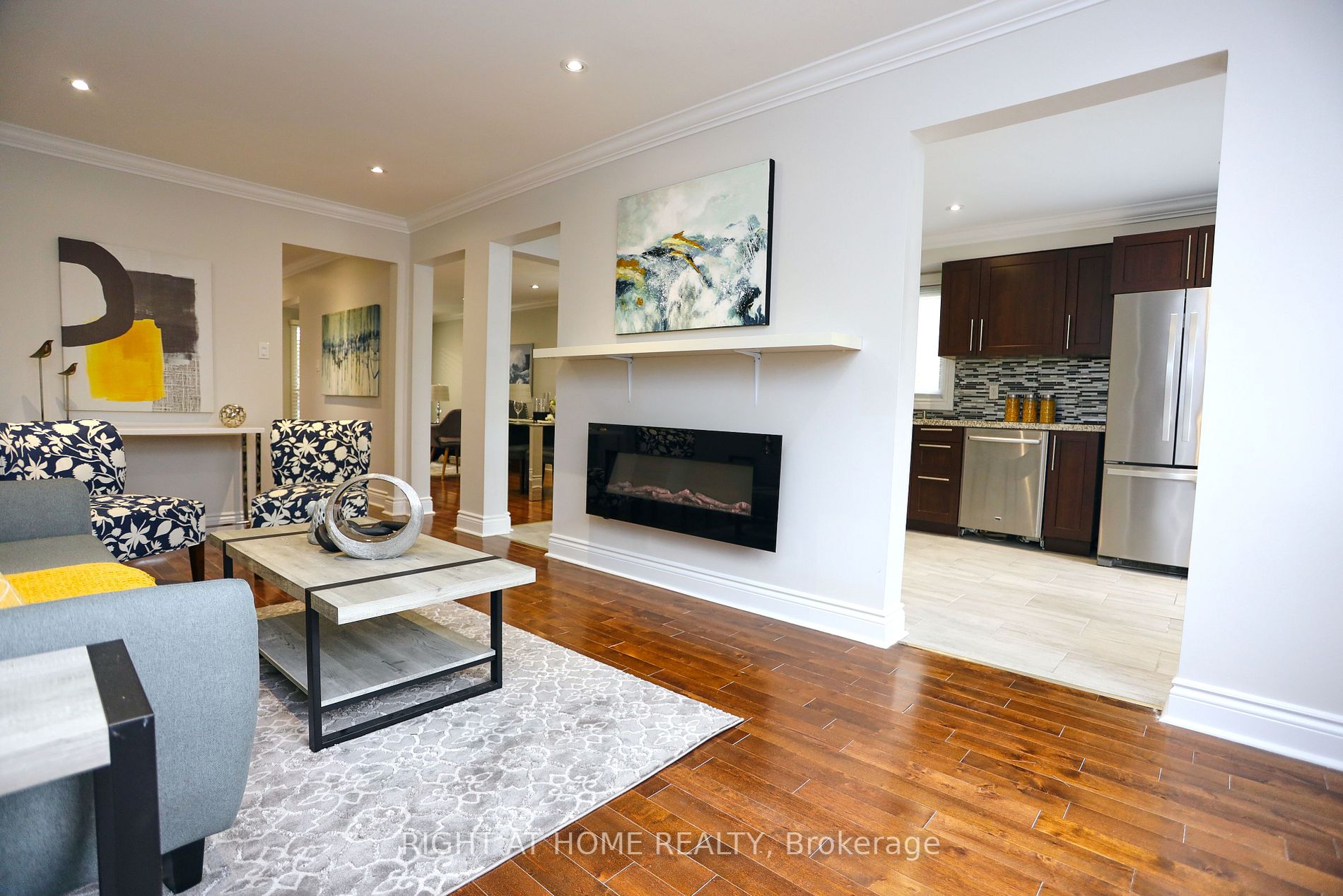 229 Billings Cres