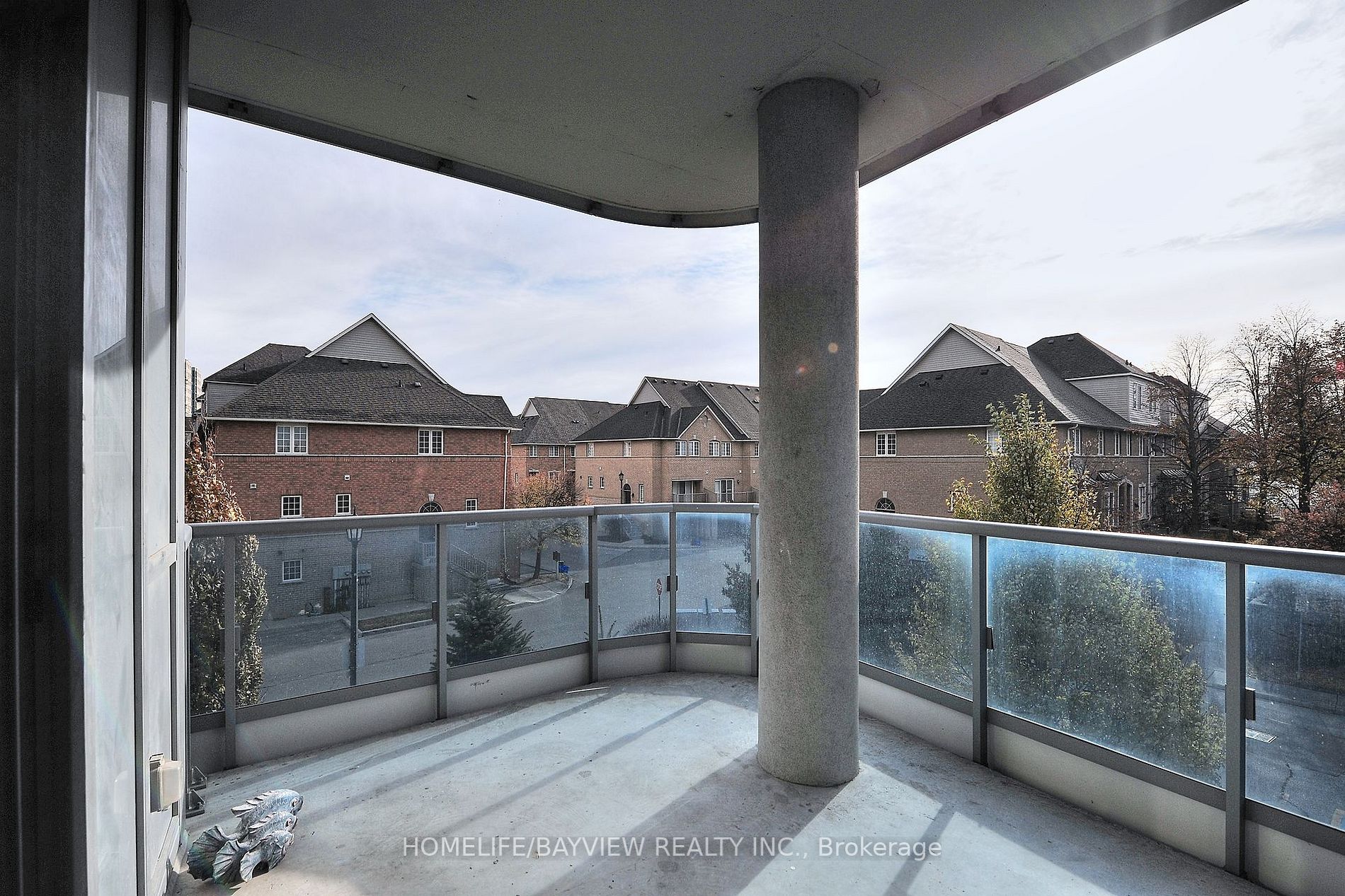9471 Yonge St, #244