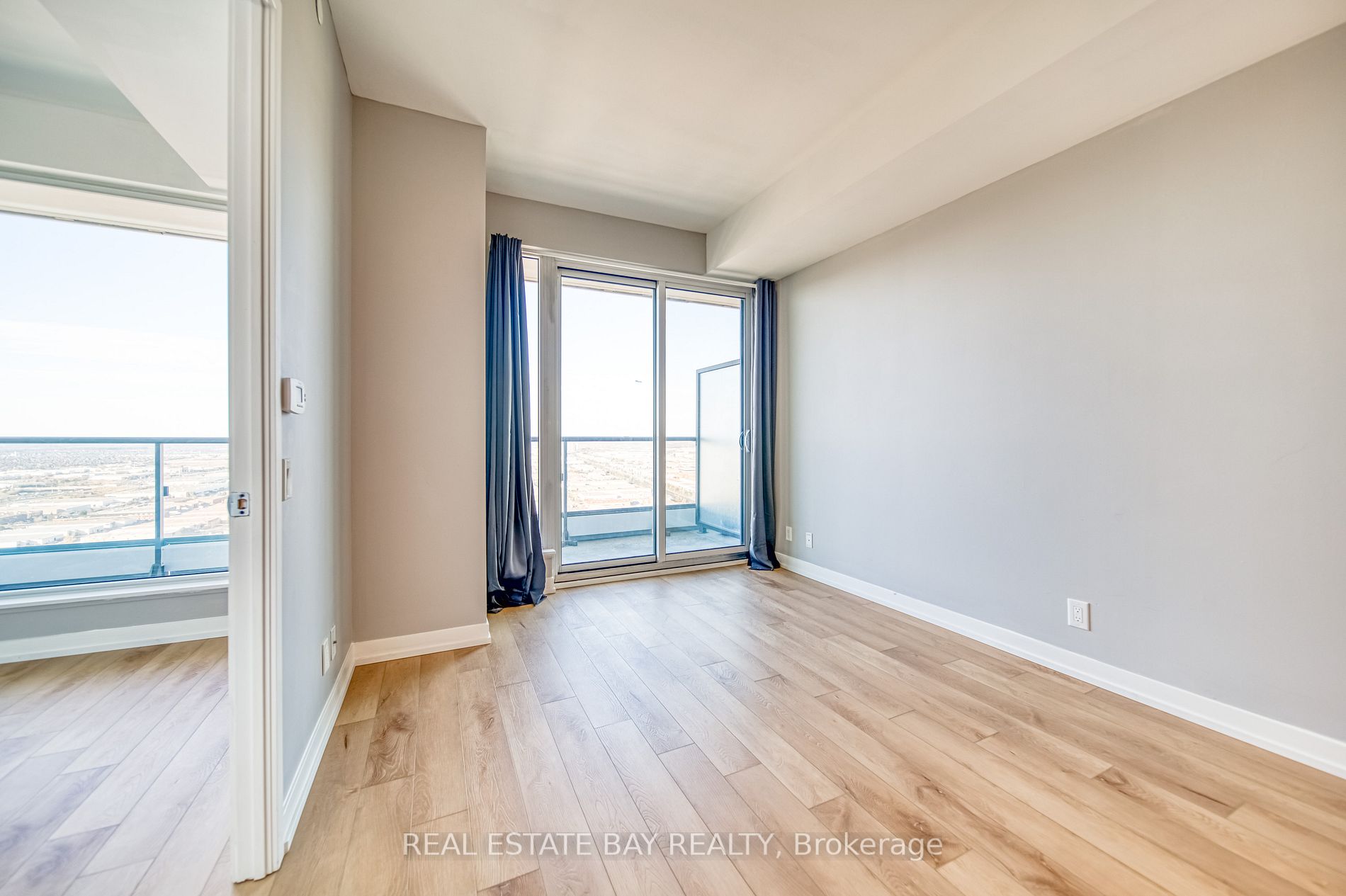 898 Portage Pkwy, #4712