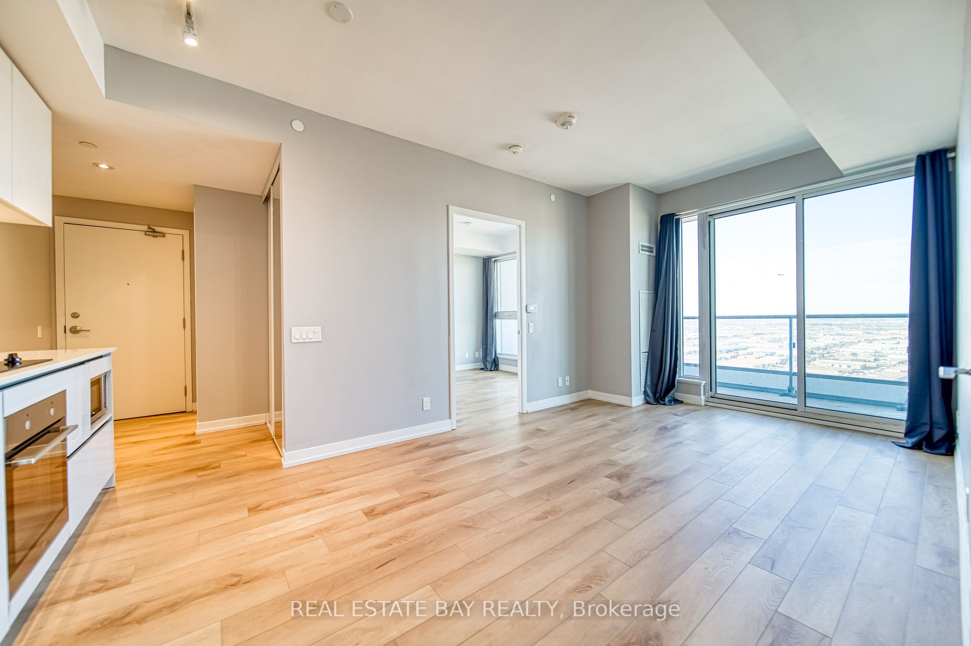 898 Portage Pkwy, #4712