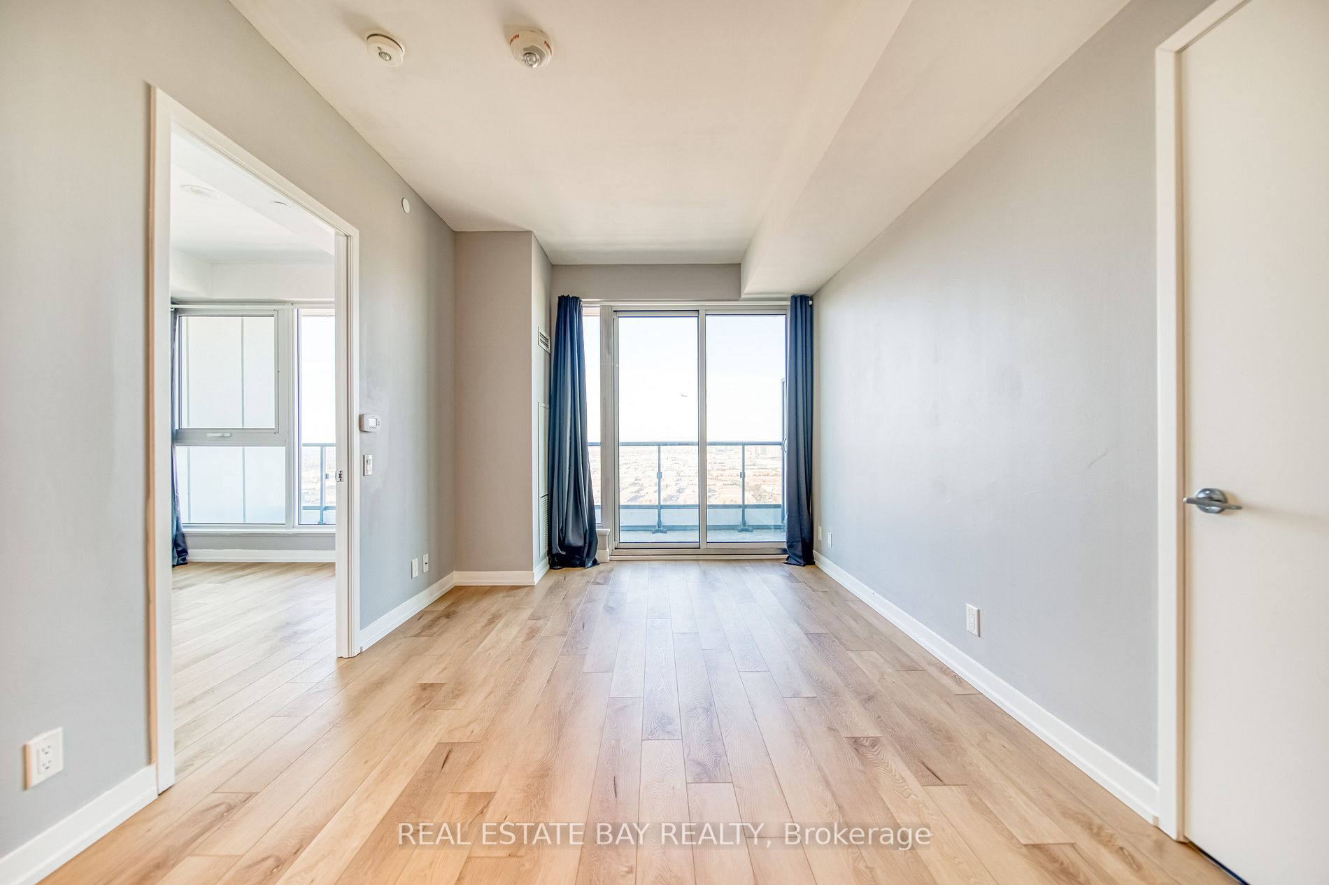 898 Portage Pkwy, #4712