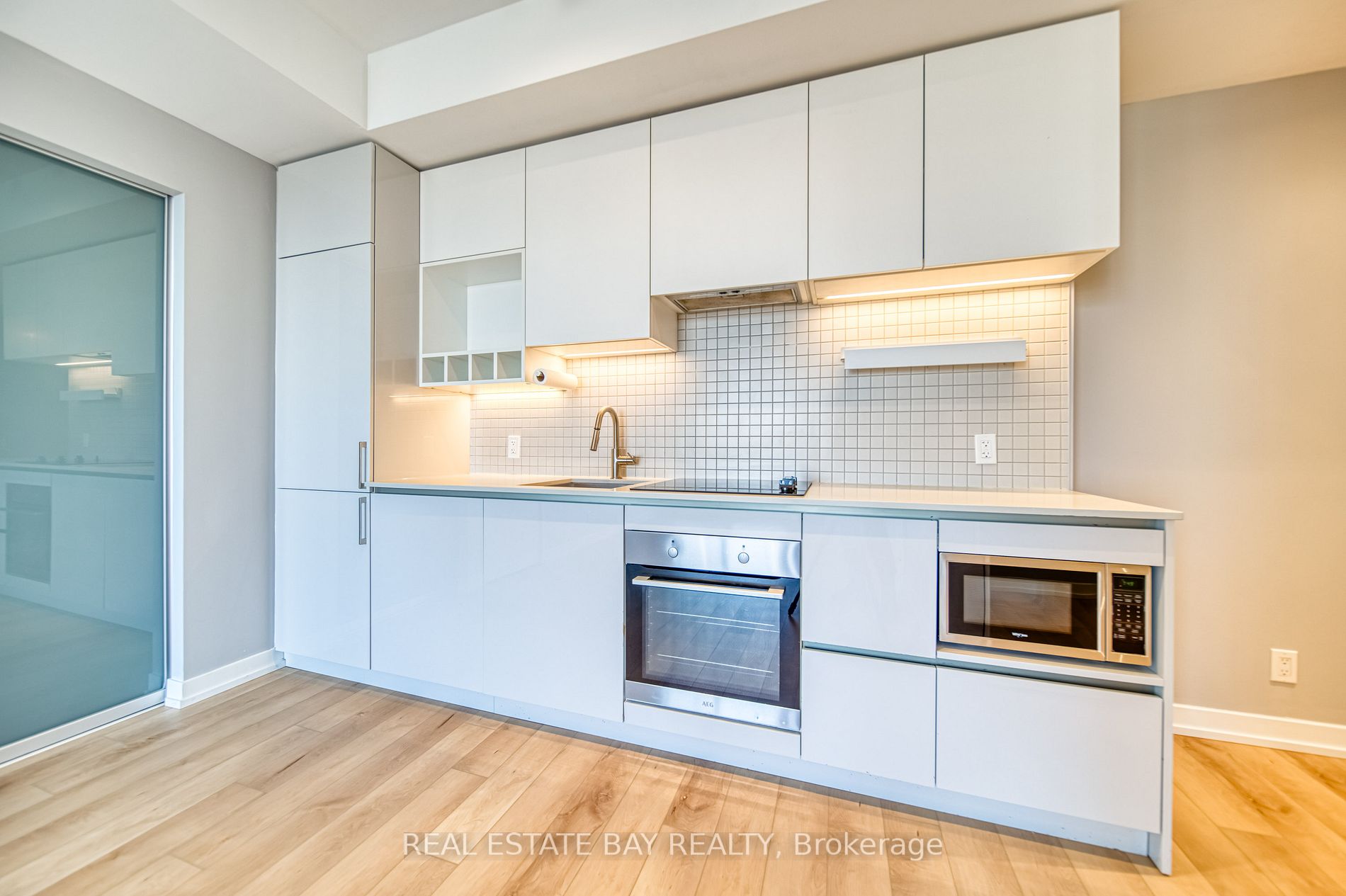 898 Portage Pkwy, #4712